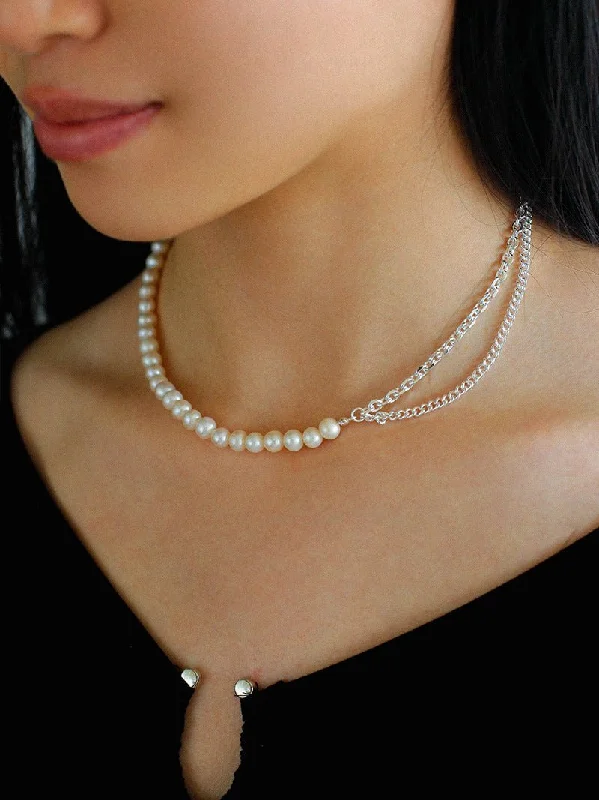 Ladies classic pearl necklace-Freshwater Pearl Panel Chain Silver Necklace