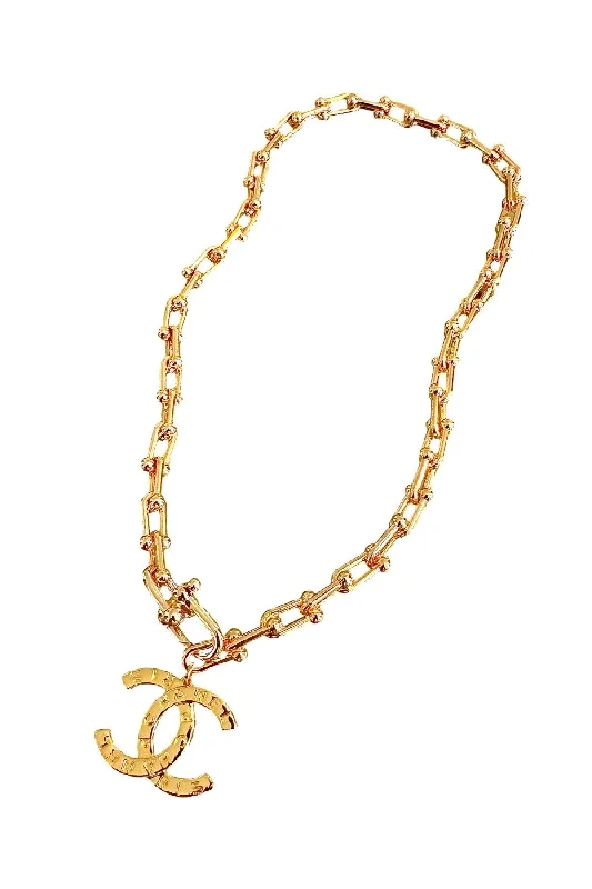 Ladies wedding necklace-CC Gold Hardware Necklace