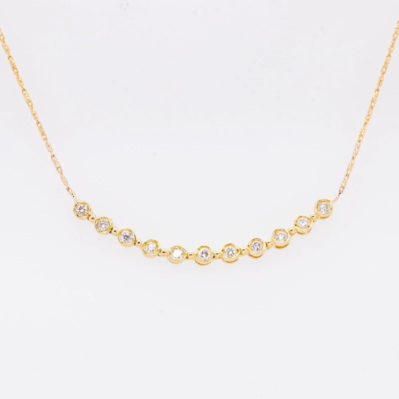 Ladies delicate gold necklace-14k Yellow Gold Diamond 11 Stone Curved Bar Pendant Necklace 0.25ctw G VS2 18"