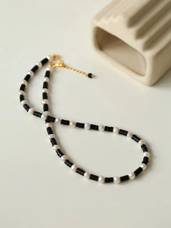 Ladies pendant necklace-Black Agate Pearl Bead Necklace