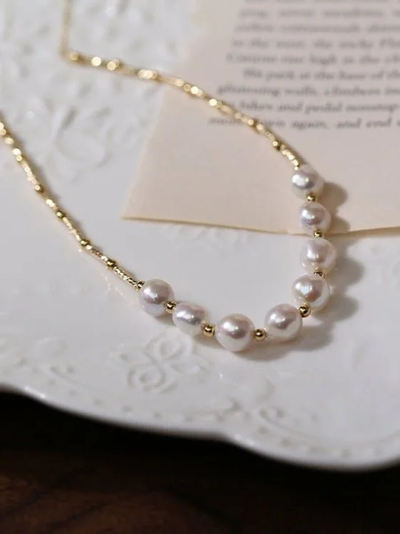 Ladies elegant necklace-Vintage Baroque Pearl Choker Necklace