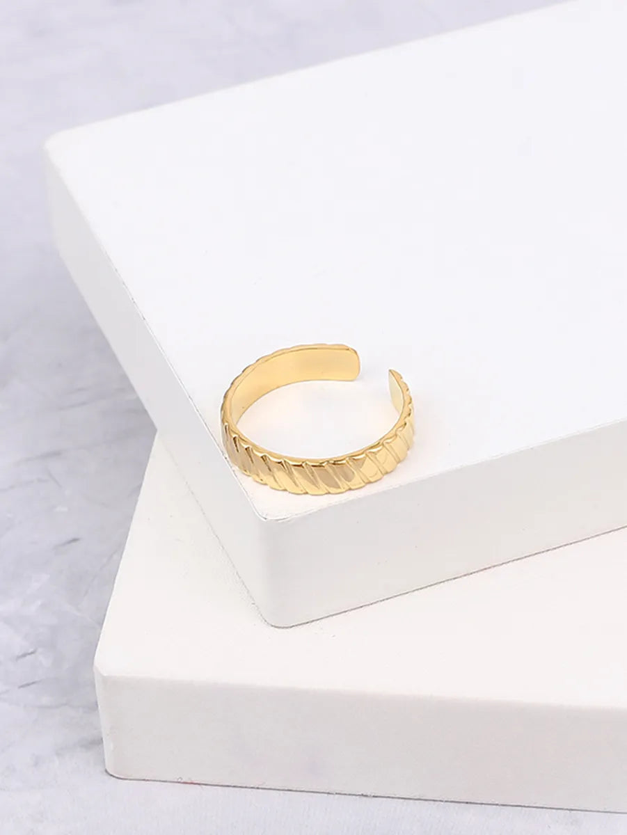 Ladies oval ring-Simple Style Solid Color Stainless Steel Plating 18k Gold Plated Open Rings