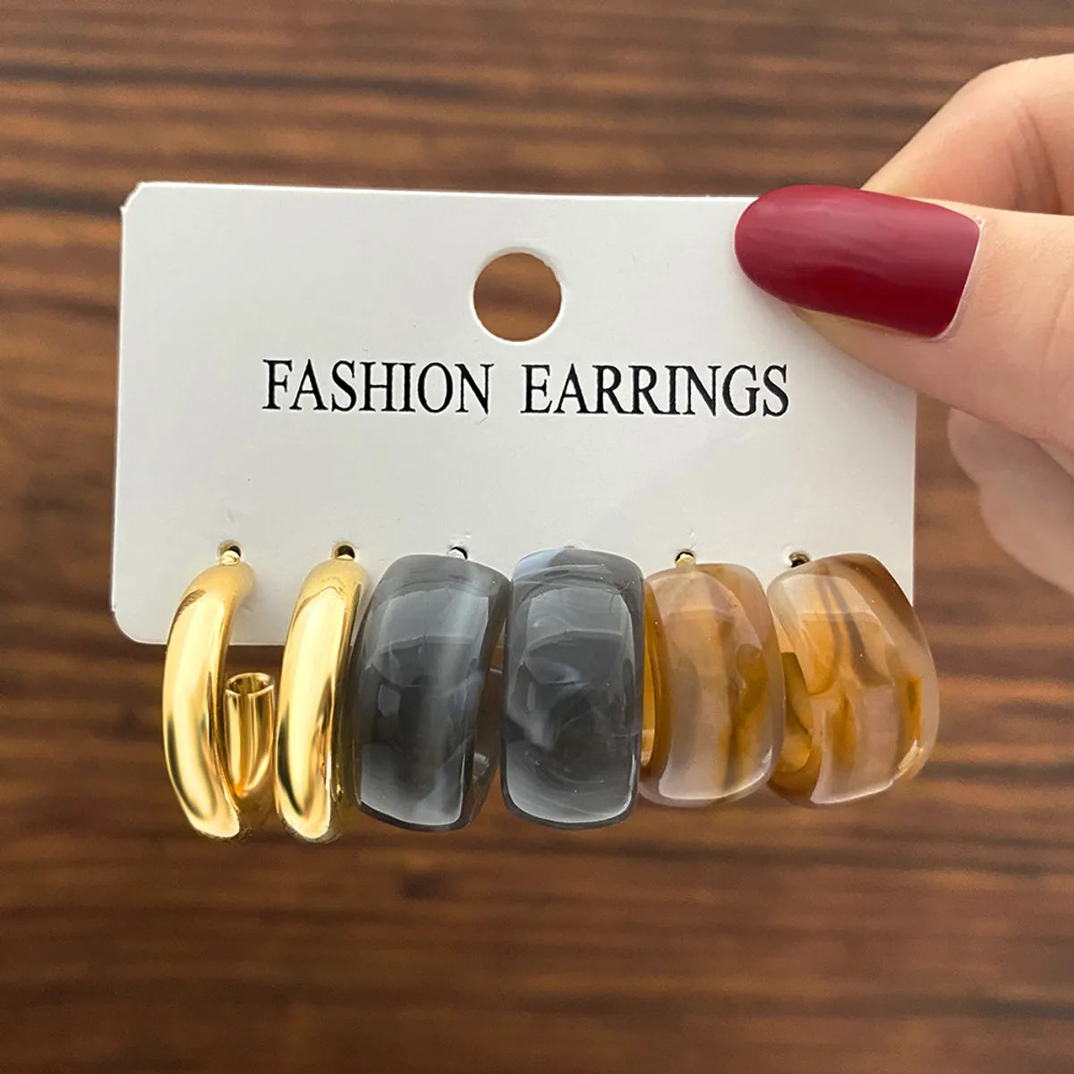 Ladies three-stone ring-European Acetate Plate 3 Pairs Of Creative Retro C Letter Hoop Earring