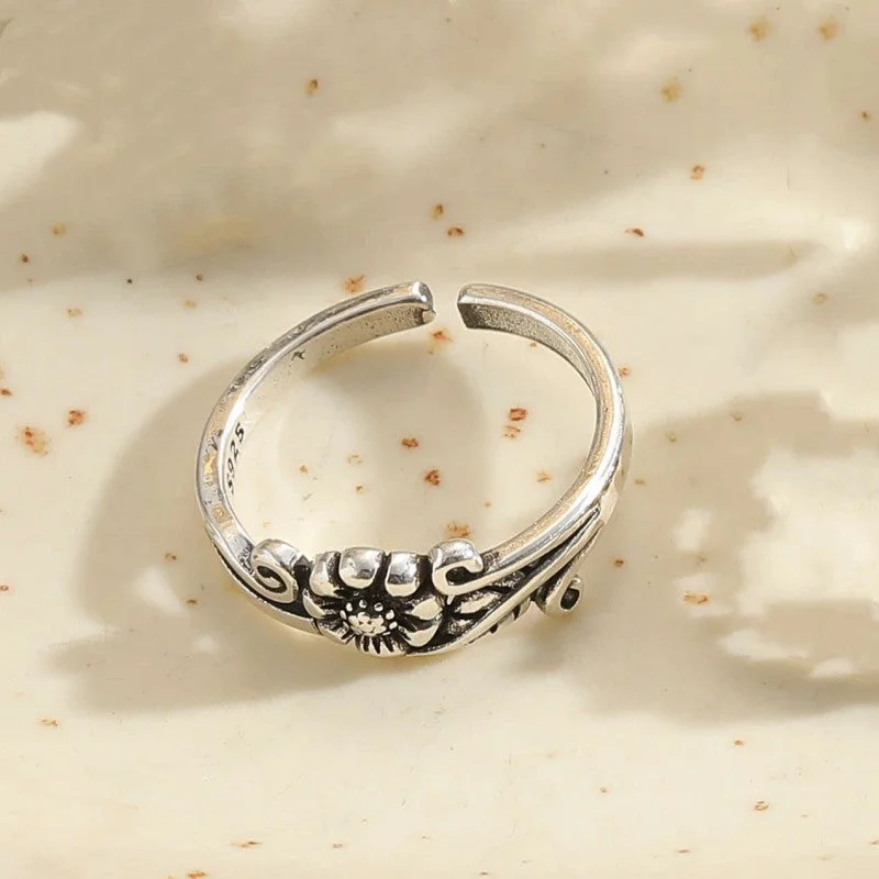 Leaves Flower Ring