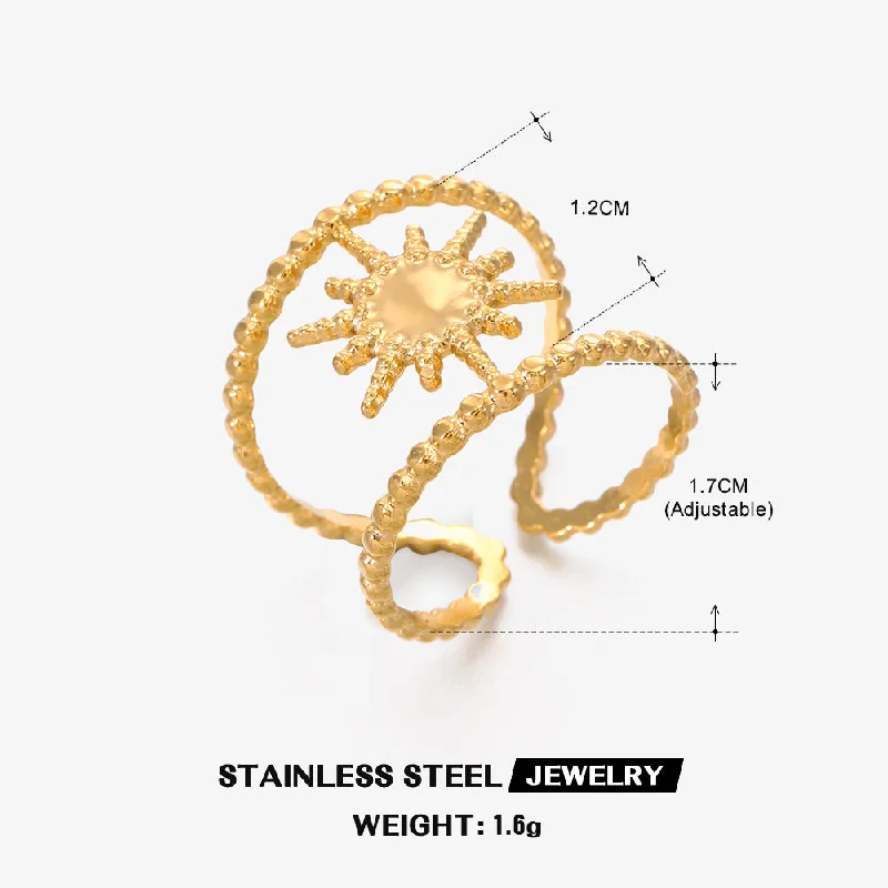 Gold Eight Awn Star Ring